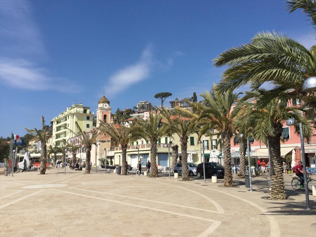 Apartment Sanremo Арма-ди-Таджа Экстерьер фото